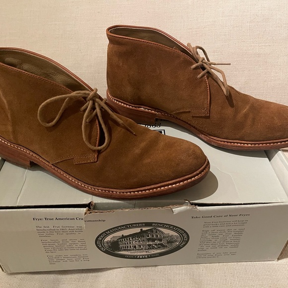 Frye Men\'s Brown Suede Chukka Boots main image 5